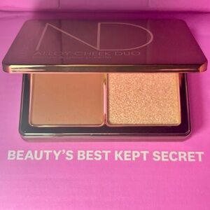 ALLOY Cheek Duo Bronzer & Highlighter - Brown and Gold